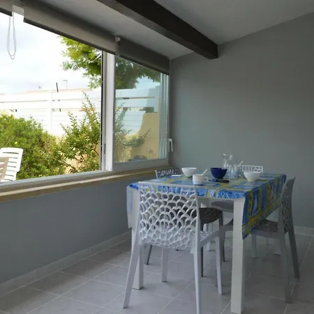 Maison Cap D'agde, 3 Pieces, 6 Personnes - Fr-1-249-135 * Agde