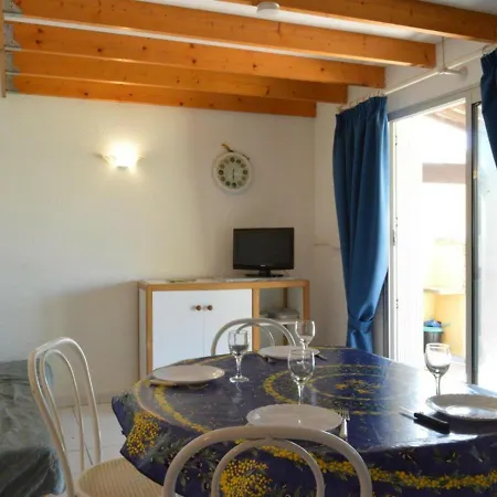 Maison Cap D'agde, 3 Pieces, 6 Personnes - Fr-1-249-135 Holiday home *