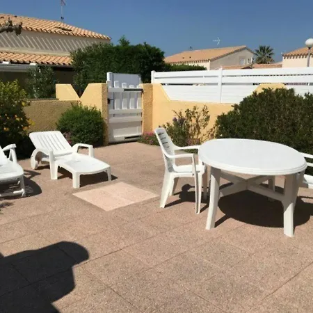 Maison Cap D'agde, 3 Pieces, 6 Personnes - Fr-1-249-135 Holiday home